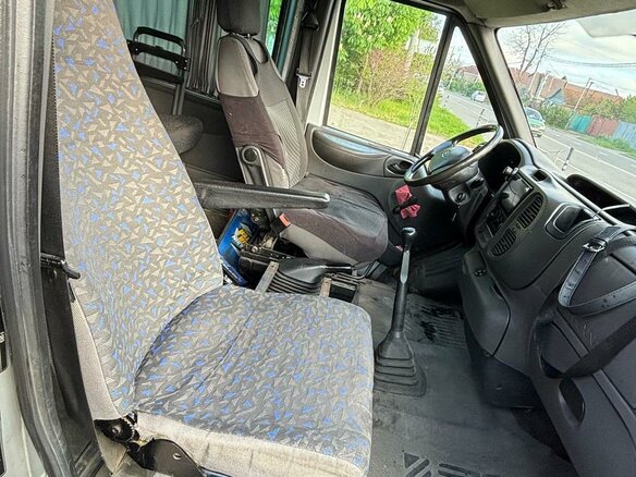 2004 Ford Transit, серый, 630000 рублей - вид 4