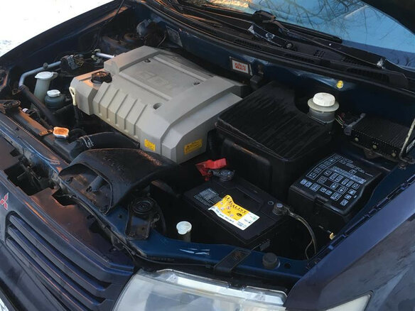 2000 Mitsubishi Space Wagon III, фиолетовый - вид 6
