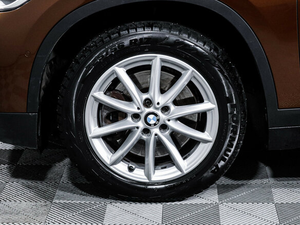 2015 BMW X1 20i sDrive II (F48), коричневый - вид 14