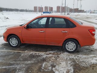 2016 Lada (ВАЗ) Granta I, оранжевый, 430000 рублей, вид 4