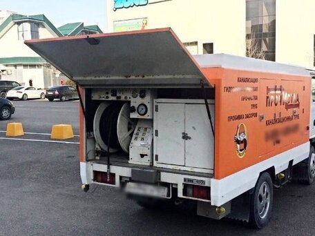 1999 Isuzu Elf (N-series), белый, 2300000 рублей, вид 2
