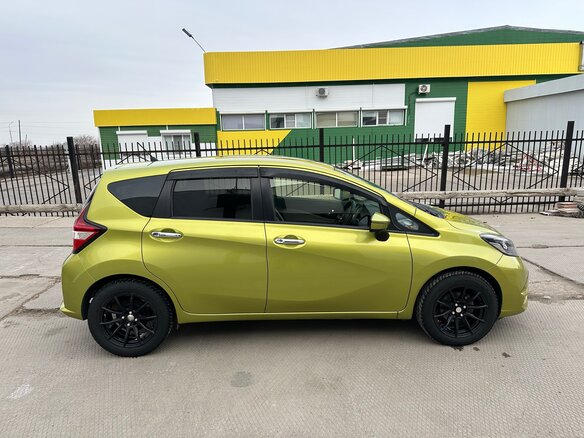 2017 Nissan Note II Рестайлинг, зелёный, 1100000 рублей - вид 5