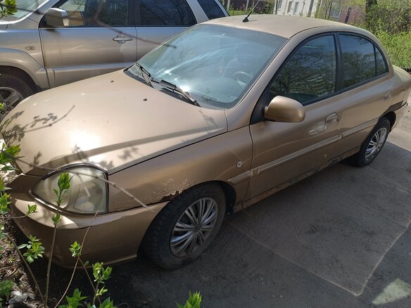 2004 Kia Rio I Рестайлинг, бежевый - вид 1