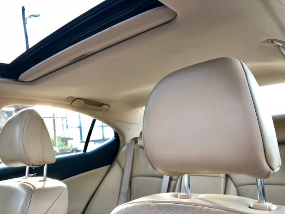 2008 Lexus IS 300 II Рестайлинг, белый - вид 25