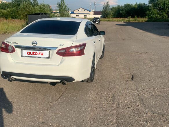2018 Nissan Altima V (L33) Рестайлинг, белый, 1593000 рублей - вид 4