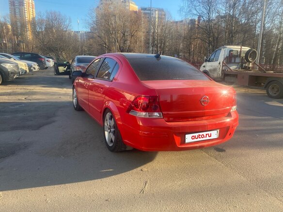 2008 Opel Astra H Рестайлинг, красный, 400000 рублей - вид 10