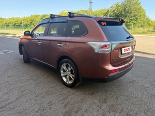 2012 Mitsubishi Outlander III, коричневый, 1500000 рублей, вид 5