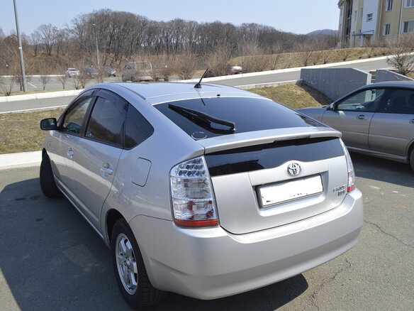 2010 Toyota Prius, серебристый - вид 23