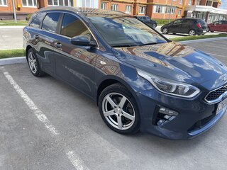 2020 Kia Ceed III, синий, 2230000 рублей, вид 4