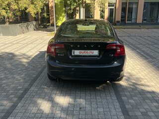 2017 Volvo S60 II Рестайлинг, чёрный, 1700000 рублей, вид 3