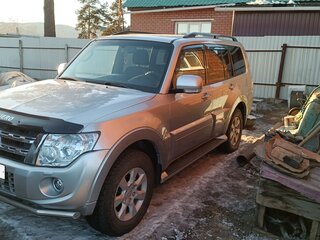 2011 Mitsubishi Pajero IV Рестайлинг 1, серебристый, 1995000 рублей, вид 1