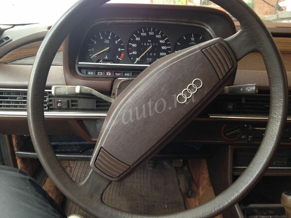 1977 Audi 100 II (C2), оранжевый - вид 6