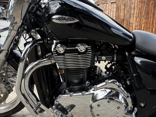 2011 Triumph Thunderbird 1600, чёрный, 1250000 рублей, вид 2