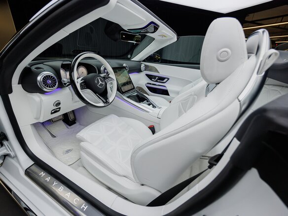 2025 Mercedes-Benz Maybach SL, белый - вид 14