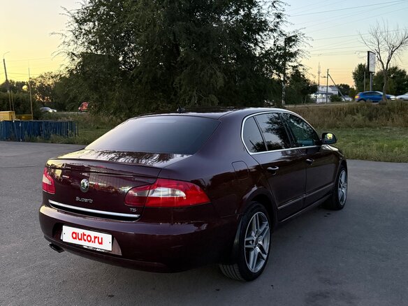 2010 Skoda Superb II, пурпурный, 950000 рублей - вид 1