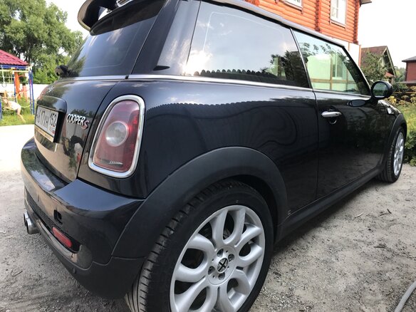 2008 Mini Hatch Cooper S II (R56), чёрный - вид 3