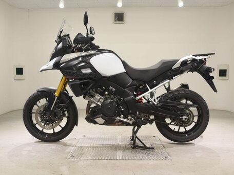 2015 Suzuki V-Strom 1000, белый, 800000 рублей, вид 2