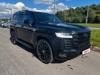 2023 Toyota Land Cruiser 300 Series, чёрный, 11600000 рублей, вид 2