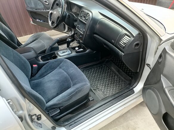 2002 Hyundai Sonata IV (EF) Рестайлинг, серебристый, 400000 рублей - вид 6