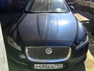 Jaguar XJ IV (X351)