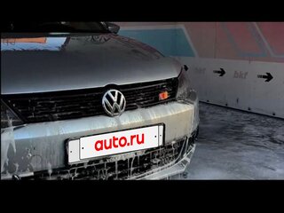 2013 Volkswagen Jetta VI, серебристый, 850000 рублей, вид 2