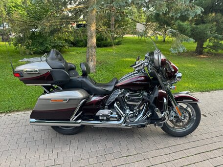 2015 Harley-Davidson CVO, серебристый, 1590000 рублей, вид 1