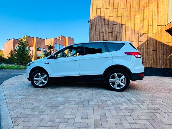 2016 Ford Kuga II, белый, 1100000 рублей - вид 4