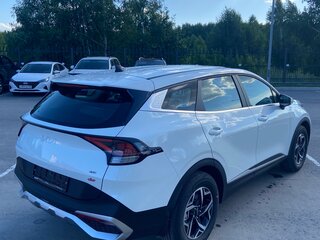 2023 Kia Sportage V, белый, 3790000 рублей, вид 5