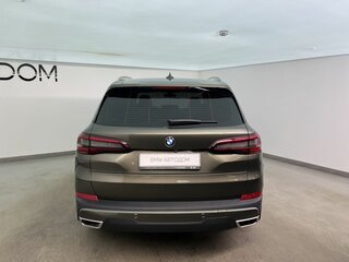 2021 BMW X5 25d IV (G05/G18), зелёный, 6400000 рублей, вид 4