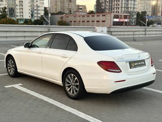 2018 Mercedes-Benz E-Класс 200 V (W213, S213, C238), белый, 1800000 рублей, вид 4