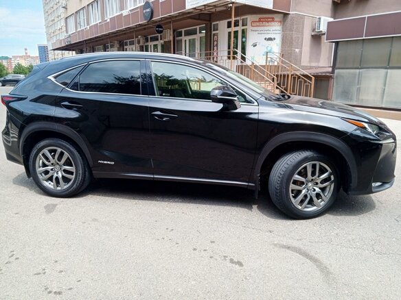 2014 Lexus NX 300h I, чёрный, 3200000 рублей - вид 3