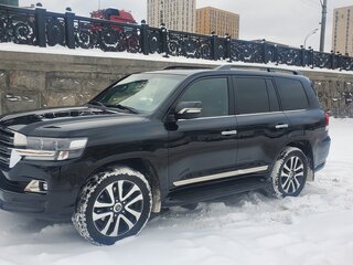 2018 Toyota Land Cruiser 200 Series Рестайлинг 2, чёрный, 7850000 рублей, вид 1