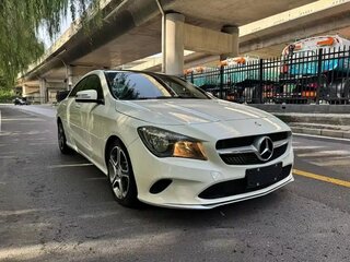 2017 Mercedes-Benz CLA 180 I (C117, X117) Рестайлинг, белый, 1275000 рублей, вид 3