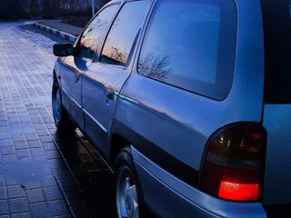 1993 Ford Mondeo I, серебристый, 256000 рублей, вид 2