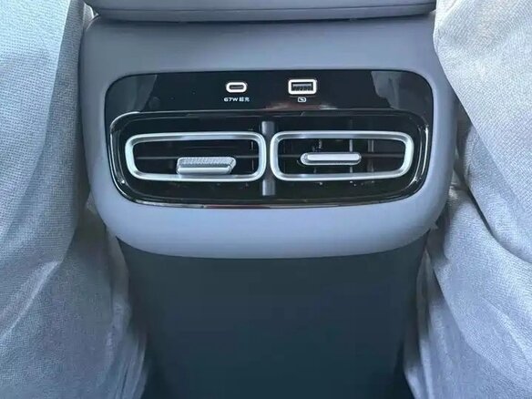 2026 Changan Qiyuan A06 51.48 kWh, серебристый - вид 13