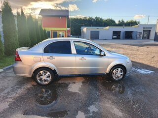 2007 Chevrolet Aveo I Рестайлинг, серебристый, 330000 рублей, вид 2