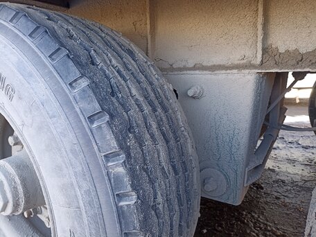 1994 Fruehauf Полуприцеп-бортовой, серый, 880000 рублей, вид 5