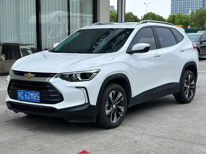 Открыть фотографии: Chevrolet Trax I Рестайлинг