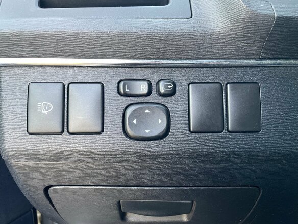 2010 Toyota Avensis III, серебристый, 755000 рублей - вид 26