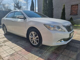 2012 Toyota Camry VII (XV50), белый, 1500000 рублей, вид 2
