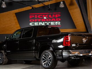 2026 Ram 1500 Crew Cab eTorque V Рестайлинг, чёрный, 12498000 рублей, вид 2