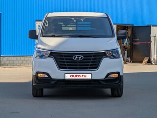 2020 Hyundai Grand Starex, белый, 3200000 рублей, вид 2