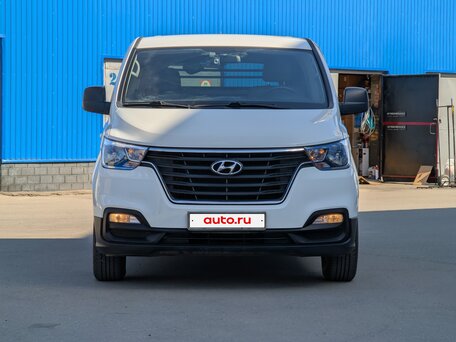 2020 Hyundai Grand Starex, белый, 3200000 рублей, вид 2