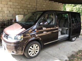 2011 Volkswagen Multivan T5 Рестайлинг, коричневый, 3000000 рублей, вид 1