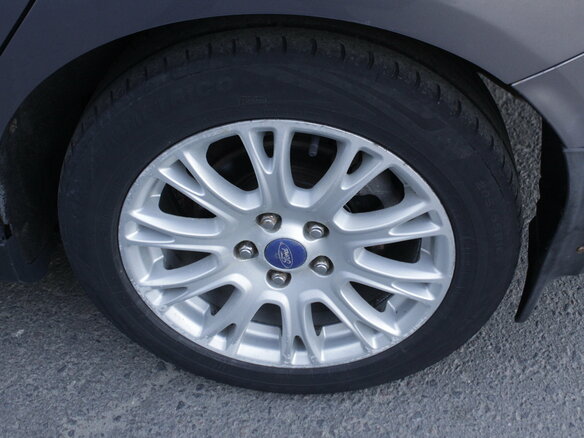 2012 Ford Focus III, серый, 775000 рублей - вид 4