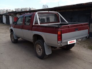 1992 Nissan Datsun D21, красный, 1000000 рублей, вид 2