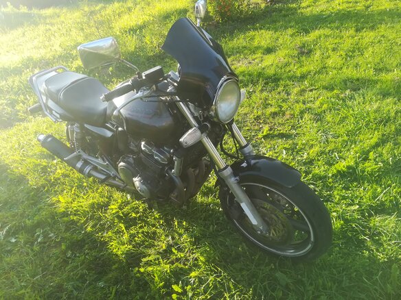 1993 Honda CB 400 Super Four, чёрный, 260000 рублей - вид 2