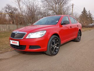 2011 Skoda Octavia II (A5) Рестайлинг, красный, 750000 рублей, вид 1