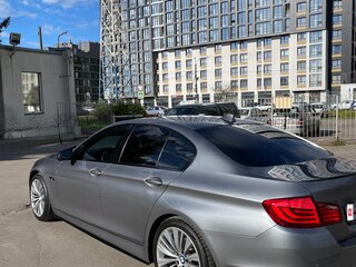 2010 BMW 5 серии 520d VI (F10/F11/F07), серый, 1600000 рублей, вид 4