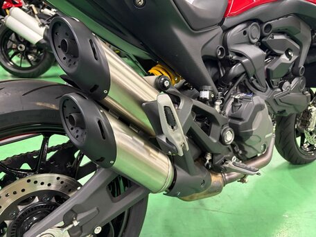 2023 Ducati Monster 937, красный, 1077000 рублей, вид 3